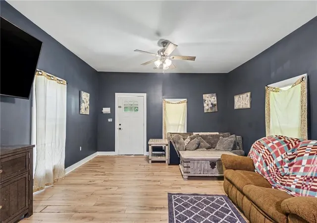2nd image of 104 Sargent Kennon St, Newnan, GA 30263 | MLS# 7811385