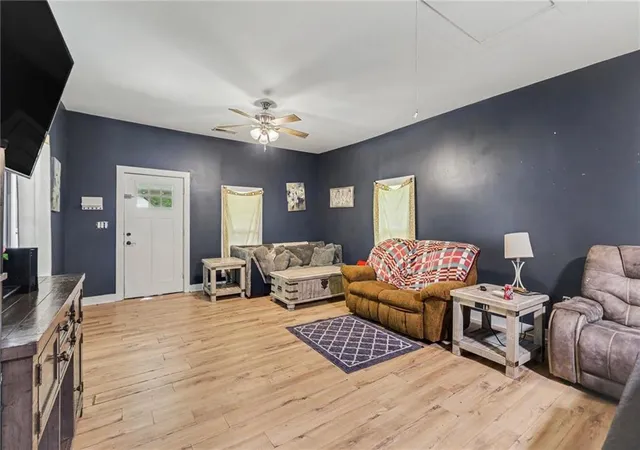 3rd image of 104 Sargent Kennon St, Newnan, GA 30263 | MLS# 7811385