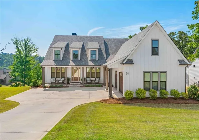 Homes for sale in Newnan, GA | 54 North Cove Dr, Newnan, GA 30263 | MLS# 7758842