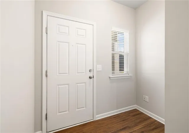 Photo 4 of Single family home for sale at 3899 Clarington Dr, Marietta, GA 30066 | MLS# 7827530 | Listing updated on 2026-09-14