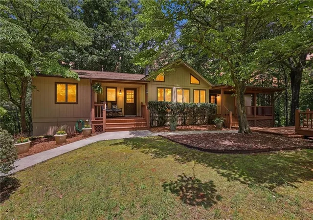 1st image of 925 Horseshoe Bend Rd, Dahlonega, GA 30533 | MLS# 7788886