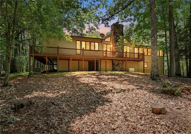 2nd image of 925 Horseshoe Bend Rd, Dahlonega, GA 30533 | MLS# 7788886
