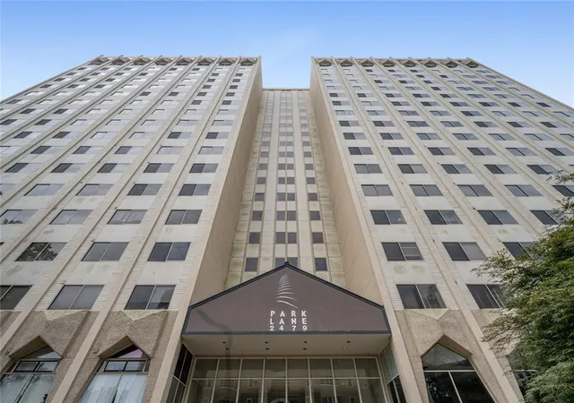 2nd image of 2479 Peachtree Rd Ne #1808, Atlanta, GA 30305 | MLS# 7815296