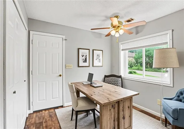 3rd image of 3225 Salem Cove Way Se, Conyers, GA 30013 | MLS# 7813403