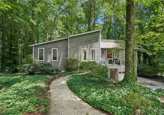 Homes for sale in Woodstock, GA | 3045 Richmond Rd, Woodstock, GA 30189 | MLS# 7783856