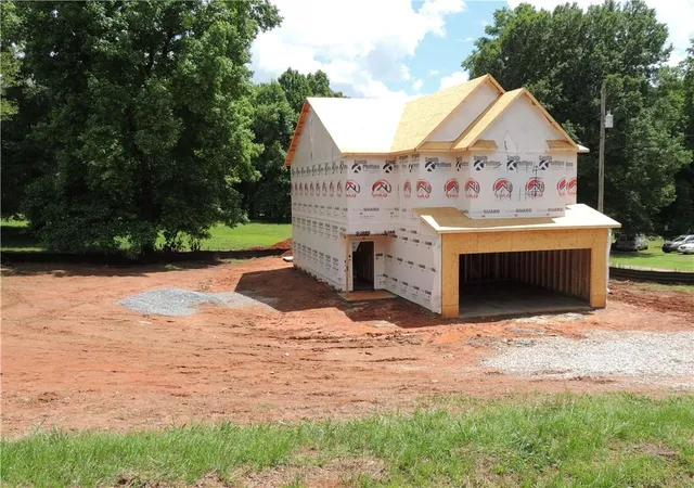 Homes for sale in Bethlehem, GA | 214 Lynn Rd, Bethlehem, GA 30620 | MLS# 7779286