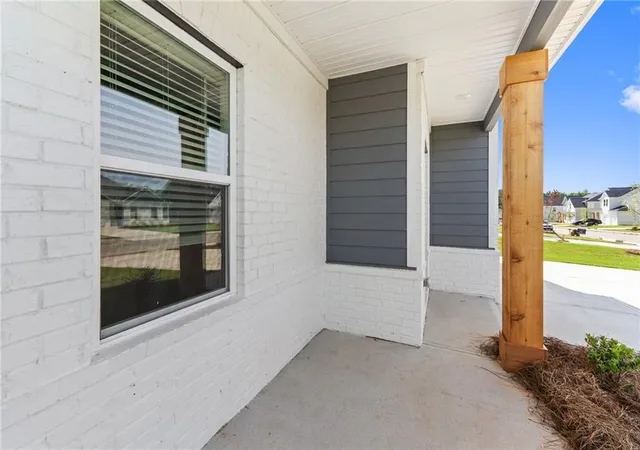 3rd image of 36 Faulkner Dr, Social Circle, GA 30025 | MLS# 7766234