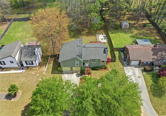 Photo 2 of Single family home for sale at 2995 Withers Way Sw, Marietta, GA 30064 | MLS# 7709305 | Listing updated on 2026-08-30