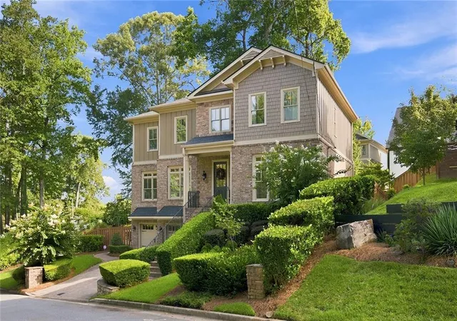 2nd image of 3197 Madison Ave Ne, Brookhaven, GA 30319 | MLS# 7789420