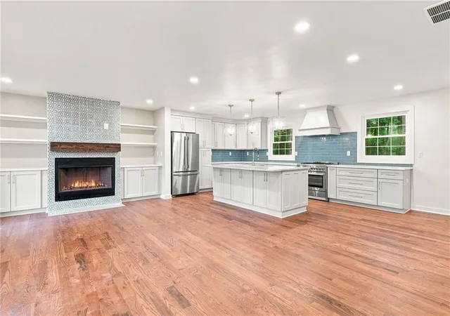 5th image of 4155 Burnt Hickory Rd Nw, Marietta, GA 30064 | MLS# 7824871