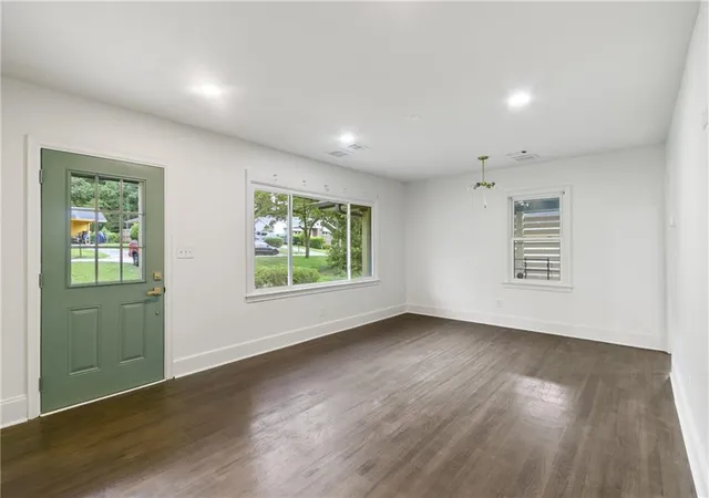 3rd image of 1707 Mckenzie Dr, Decatur, GA 30032 | MLS# 7813750