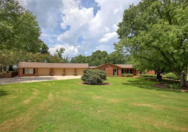 1st image of 3331 Hwy 213, Mansfield, GA 30055 | MLS# 7822618