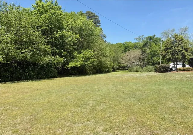 1st image of 207 W Main St, Cartersville, GA 30103 | MLS# 7819606