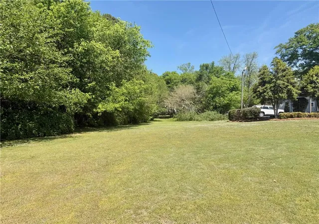 2nd image of 207 W Main St, Cartersville, GA 30103 | MLS# 7819606
