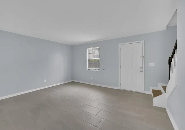 Photo 4 of Sale Pending at 1424 Springleaf Cir SE, Smyrna, GA 30080 | MLS# 7794048 | Listing updated on 2026-08-27