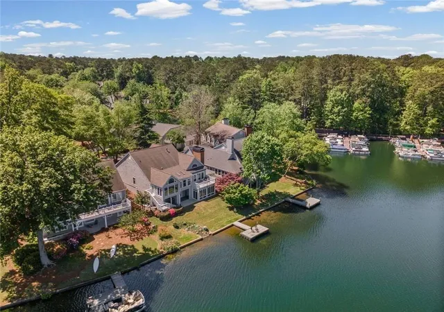 Homes for sale in Alpharetta, GA | 6430 Spinnaker Ln, Alpharetta, GA 30005 | MLS# 7757781
