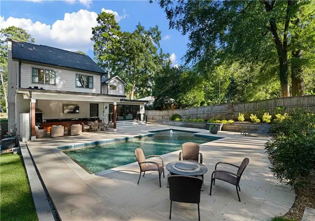 Photo 1 of Single family home for sale at 466 Bridlewood Cir, Decatur, GA 30030 | MLS# 7846686 | Listing updated on 2026-10-25