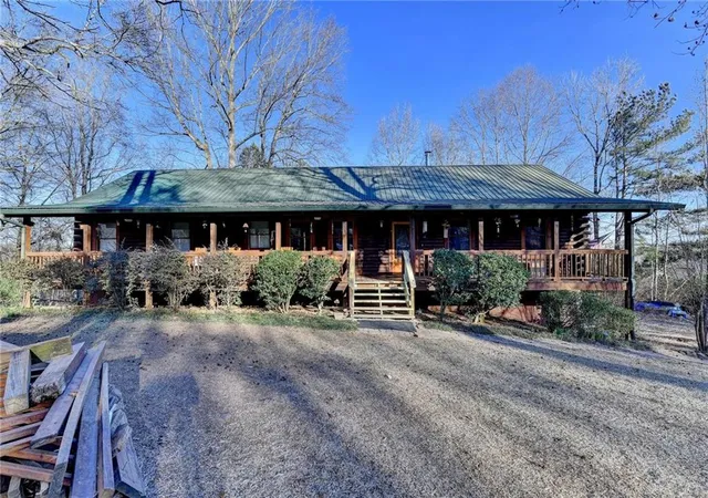 2nd image of 156 Bel Air Dr, Maysville, GA 30558 | MLS# 7707673