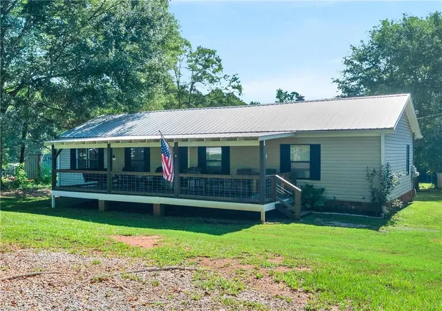 1st image of 2700 Trotters Ln, Social Circle, GA 30025 | MLS# 7809020