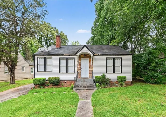 2nd image of 1461 Clermont Ave, East Point, GA 30344 | MLS# 7797411