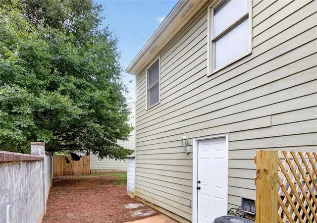 Photo 34 of Condo for sale at 125 Dennis Dr, Athens, GA 30605 | MLS# 7817264 | Listing updated on 2026-09-10