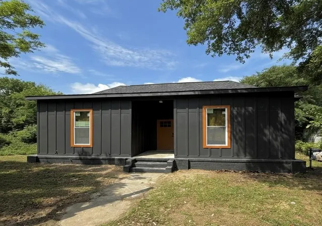1st image of 808 Center St, Macon, GA 31217 | MLS# 7802314