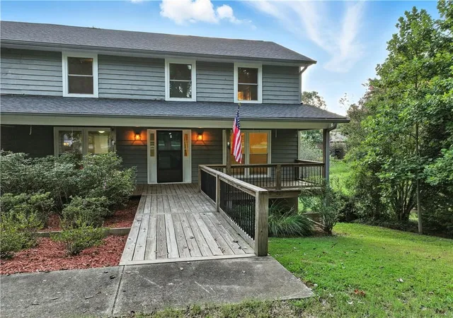 Photo 2 of Single family home for sale at 3235 Clarks Brg Rd, Gainesville, GA 30506 | MLS# 7729435 | Listing updated on 2026-08-25