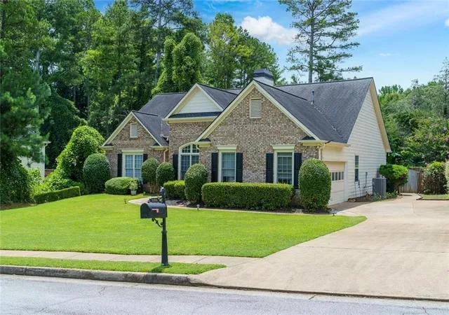 3rd image of 5494 White Cedar Ter, Sugar Hill, GA 30518 | MLS# 7810186
