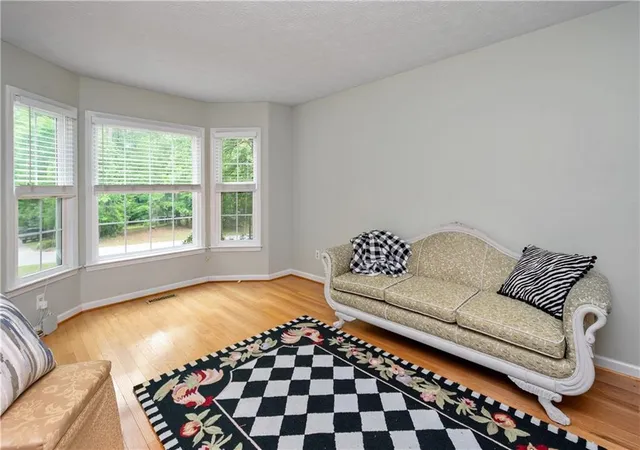 Photo 2 of Single family home for sale at 405 Ridgemont Dr, Fayetteville, GA 30215 | MLS# 7775607 | Listing updated on 2026-08-24