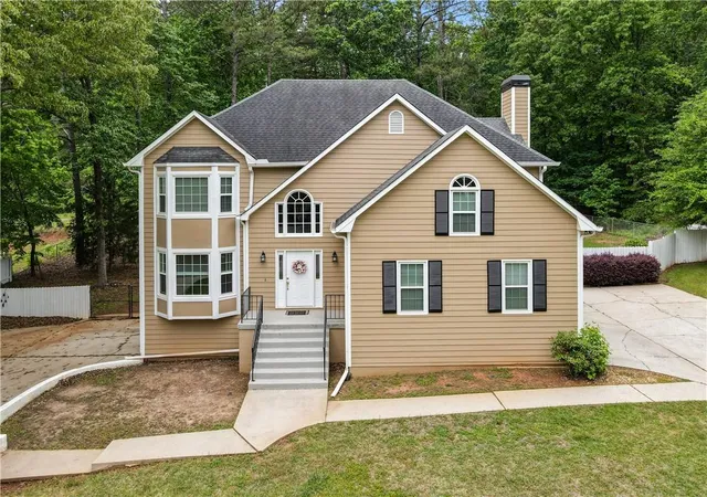 Photo 46 of Single family home for sale at 405 Ridgemont Dr, Fayetteville, GA 30215 | MLS# 7775607 | Listing updated on 2026-08-24