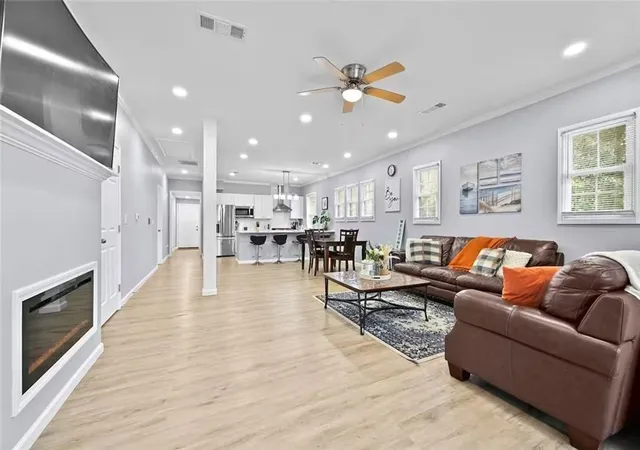 2nd image of 1405 North Ave Nw, Atlanta, GA 30318 | MLS# 7813882
