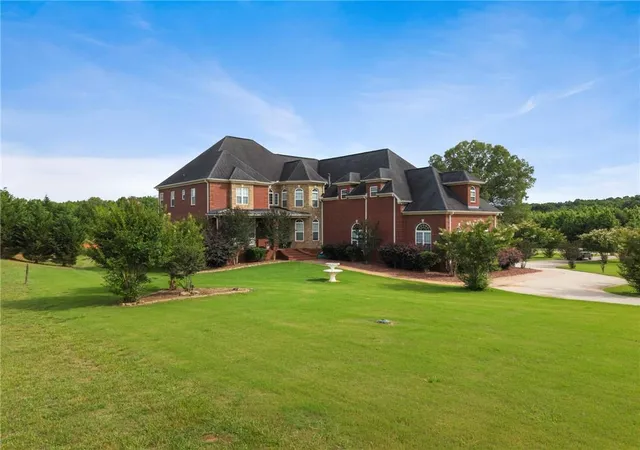 1st image of 345 River Cove Mdws, Social Circle, GA 30025 | MLS# 7777508