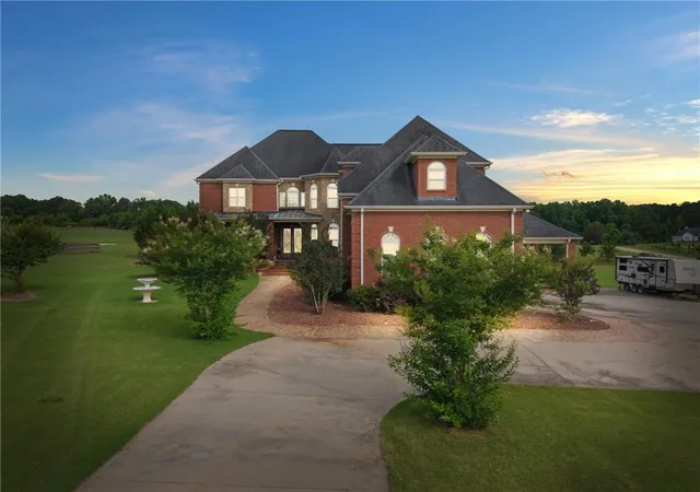 2nd image of 345 River Cove Mdws, Social Circle, GA 30025 | MLS# 7777508