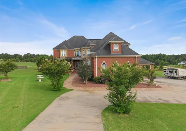 3rd image of 345 River Cove Mdws, Social Circle, GA 30025 | MLS# 7777508