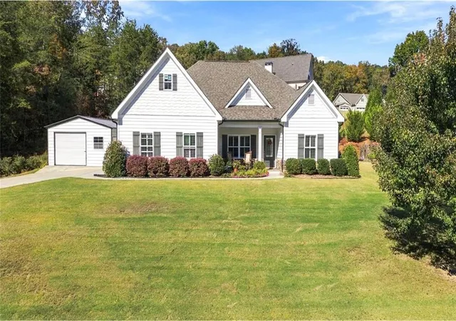 Photo 1 of Single family home for sale at 84 Glen Pine Trl, Dawsonville, GA 30534 | MLS# 7860740 | Listing updated on 2026-10-30