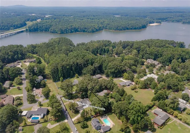 2nd image of 4962 Dewberry Cir, Acworth, GA 30101 | MLS# 7800052