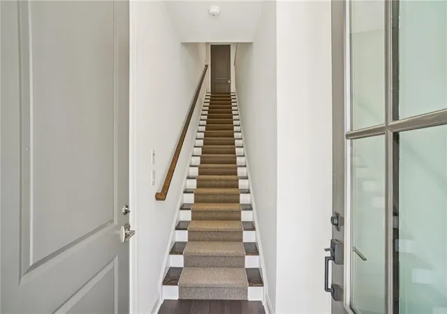 5th image of 4527 Watervale Wy, Peachtree Corners, GA 30092