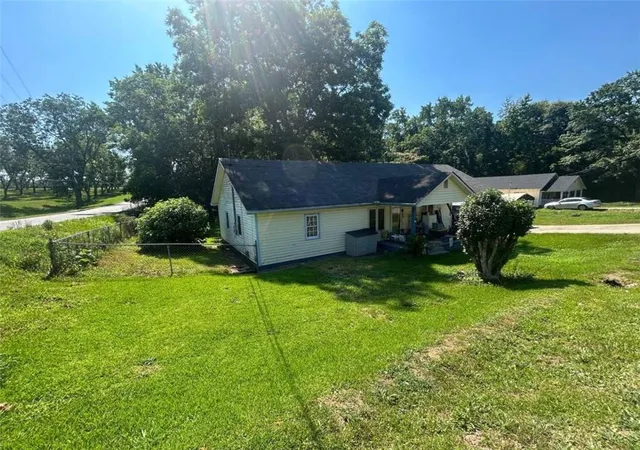 Homes for sale in Thomaston, GA | 201 Walter St, Thomaston, GA 30286 | MLS# 7798260