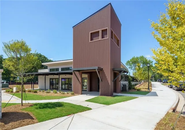 Photo 3 of Townhouse for sale at 1354 Breezy St SE #250, Atlanta, GA 30315 | MLS# 7815132 | Listing updated on 2026-08-17