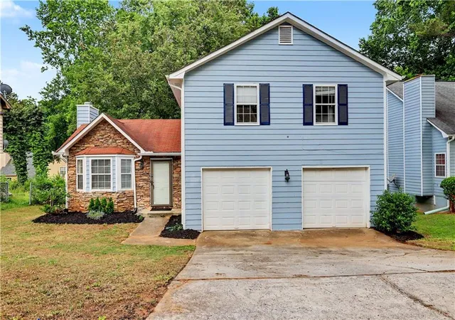 Photo 1 of Single family home for sale at 407 Sheppard Xing Ct, Stone Mountain, GA 30083 | MLS# 7829361 | Listing updated on 2026-09-03