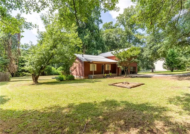 2nd image of 111 Willow, Commerce, GA 30529 | MLS# 7815279