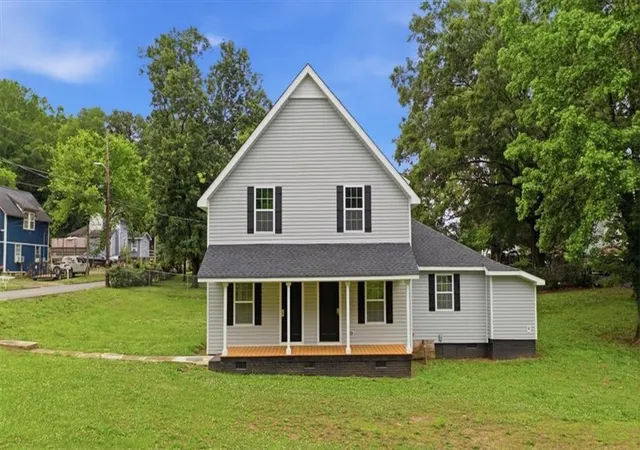 2nd image of 305 Grove Ave Se, Lindale, GA 30147 | MLS# 7772034