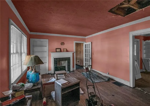 Photo 3 of Single family home for sale at 1142 Cahaba Dr, Atlanta, GA 30311 | MLS# 7516882 | Listing updated on 2026-10-27