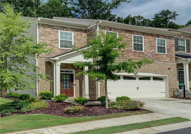 Photo 3 of Townhouse for sale at 137 Holden Way, Woodstock, GA 30189 | MLS# 7803158 | Listing updated on 2026-08-26