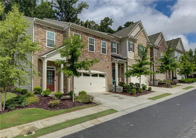Photo 4 of Townhouse for sale at 137 Holden Way, Woodstock, GA 30189 | MLS# 7803158 | Listing updated on 2026-08-26