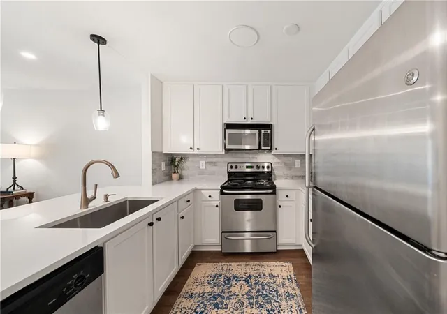 Photo 4 of Condo for sale at 3650 Ashford Dunwoody Rd NE #713, Brookhaven, GA 30319 | MLS# 7796427 | Listing updated on 2026-10-07