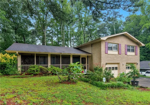Photo 3 of Sale Pending at 4493 Cherie Glen Trl, Stone Mountain, GA 30083 | MLS# 7808602 | Listing updated on 2026-08-26