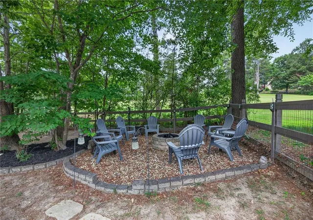 Photo 4 of Sale Pending at 9905 Between The Greens, Villa Rica, GA 30180 | MLS# 7775984 | Listing updated on 2026-08-17