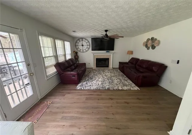 Photo 3 of Single family home for sale at 3125 Abbotts Pointe Dr, Duluth, GA 30097 | MLS# 7747129 | Listing updated on 2026-09-29