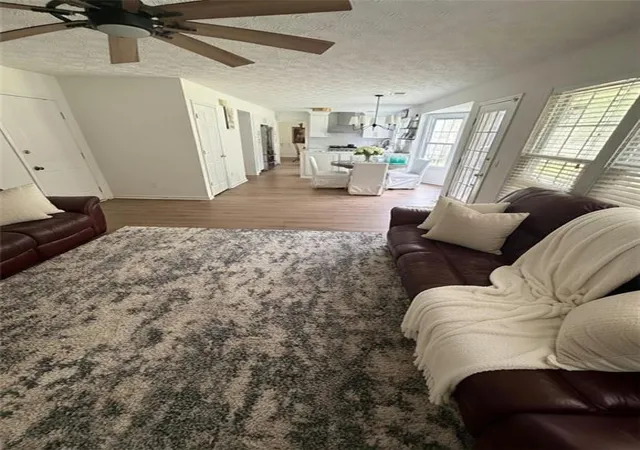 Photo 4 of Single family home for sale at 3125 Abbotts Pointe Dr, Duluth, GA 30097 | MLS# 7747129 | Listing updated on 2026-09-29